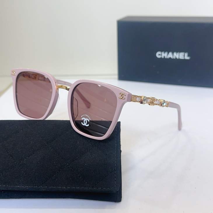 Picture of Chanel Sunglasses _SKUfw76770628fw